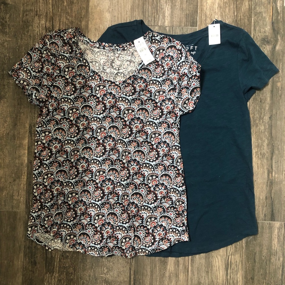 Set of 2 NWT Loft Scoop Neck T-Shirts